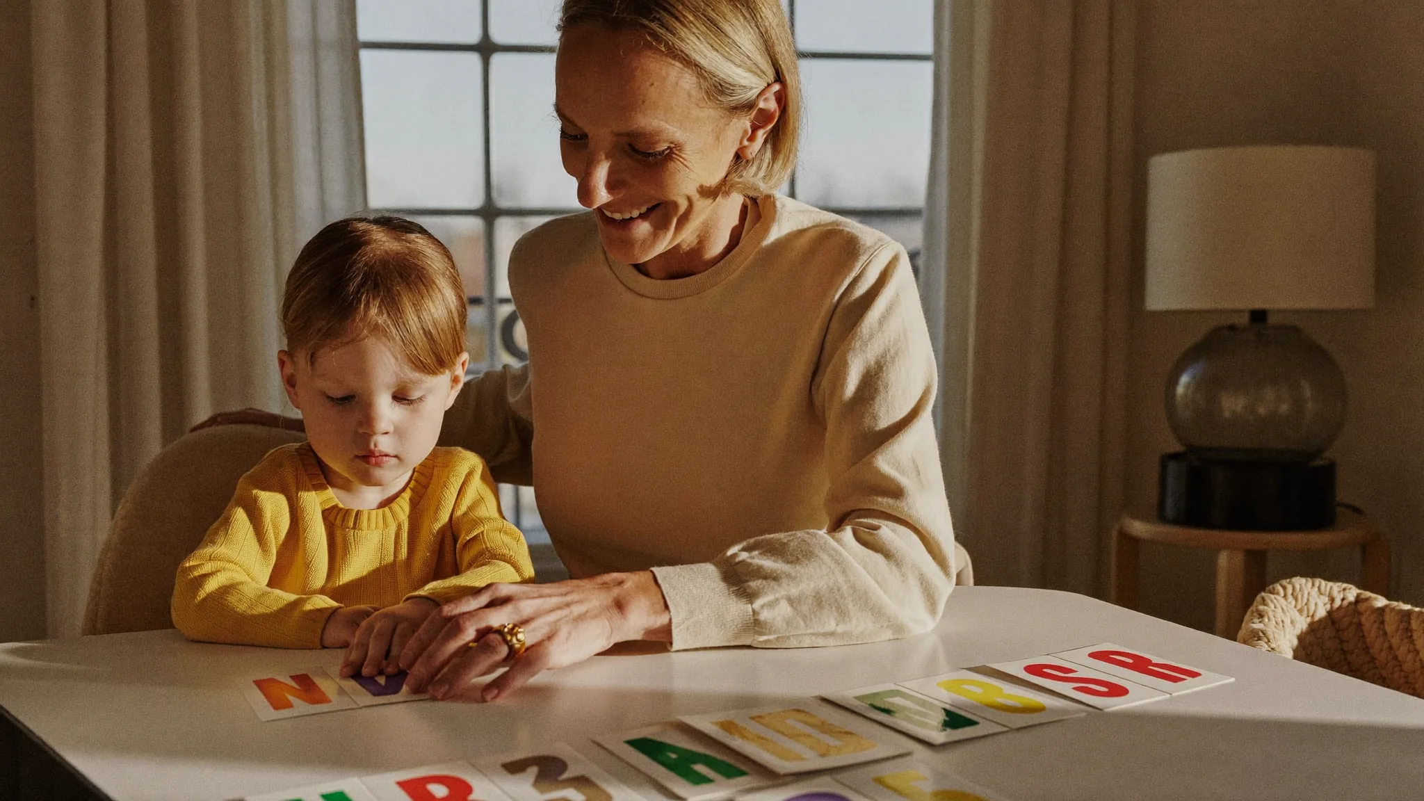 Why Phonics Beats Memorizing Words (The Science of Reading, Simply)